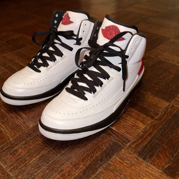 Air Jordan 2 Retro Sz. 6